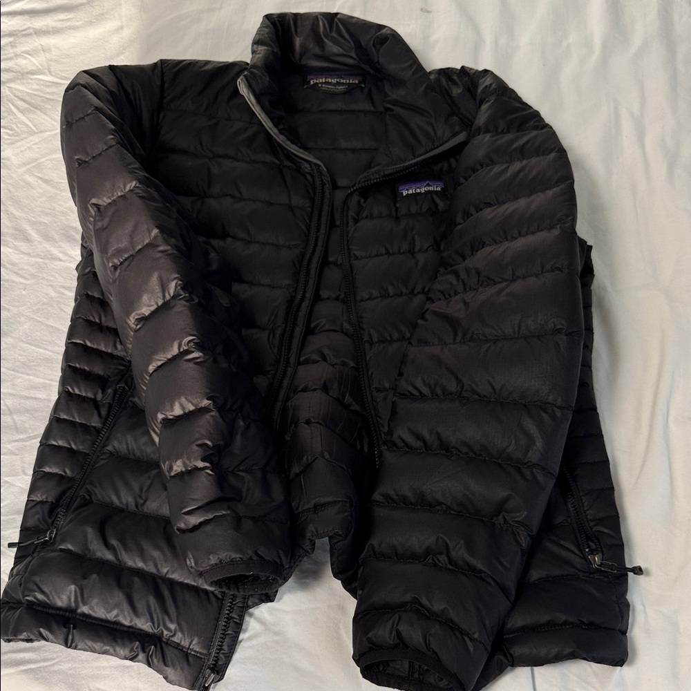 Patagonia Women’s Down Black Puffer Jacket